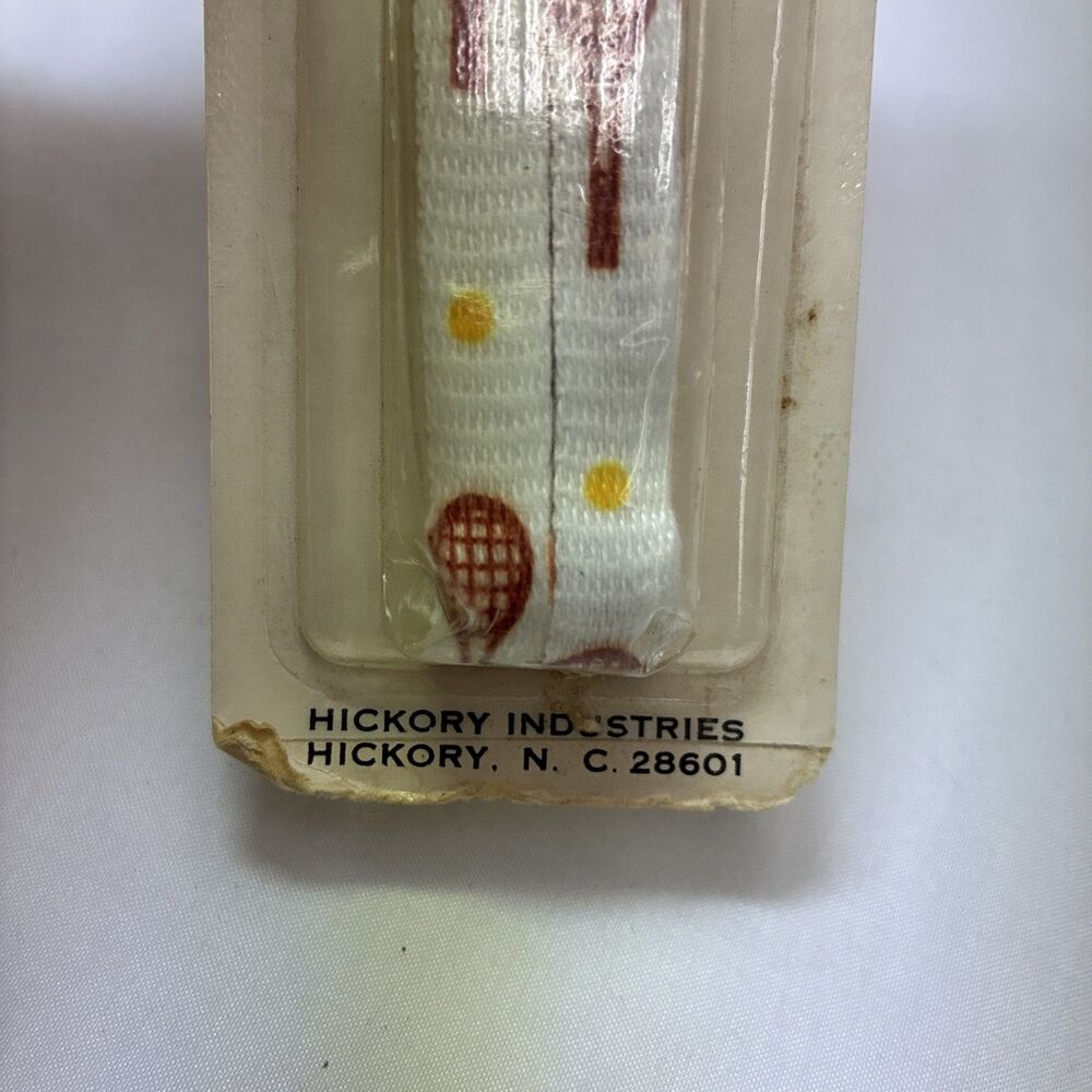 Vintage Tennis Print 27” White Shoe Laces 1980s Fashion Novelty by The Look NOS - Picture 4 of 7